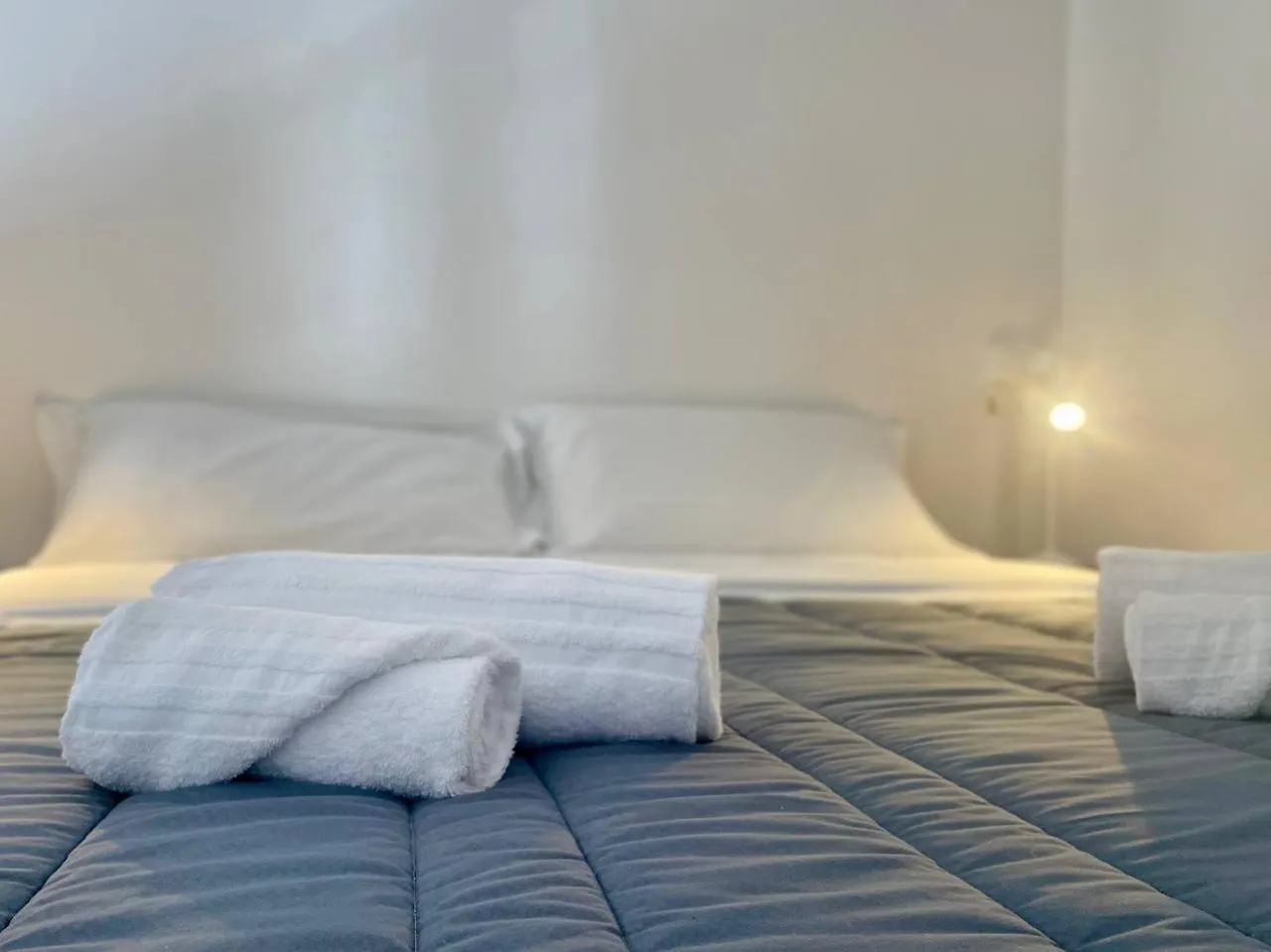 Affittacamere Onlyrooms V - Central & Train Station Cagliari