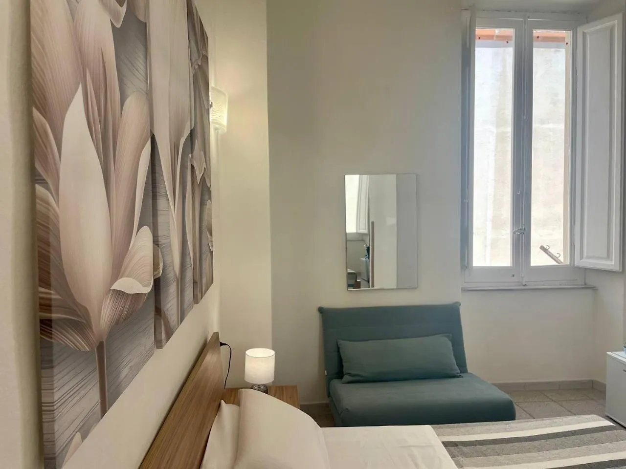 Pensionat Onlyrooms V - Central & Train Station Cagliari Italien