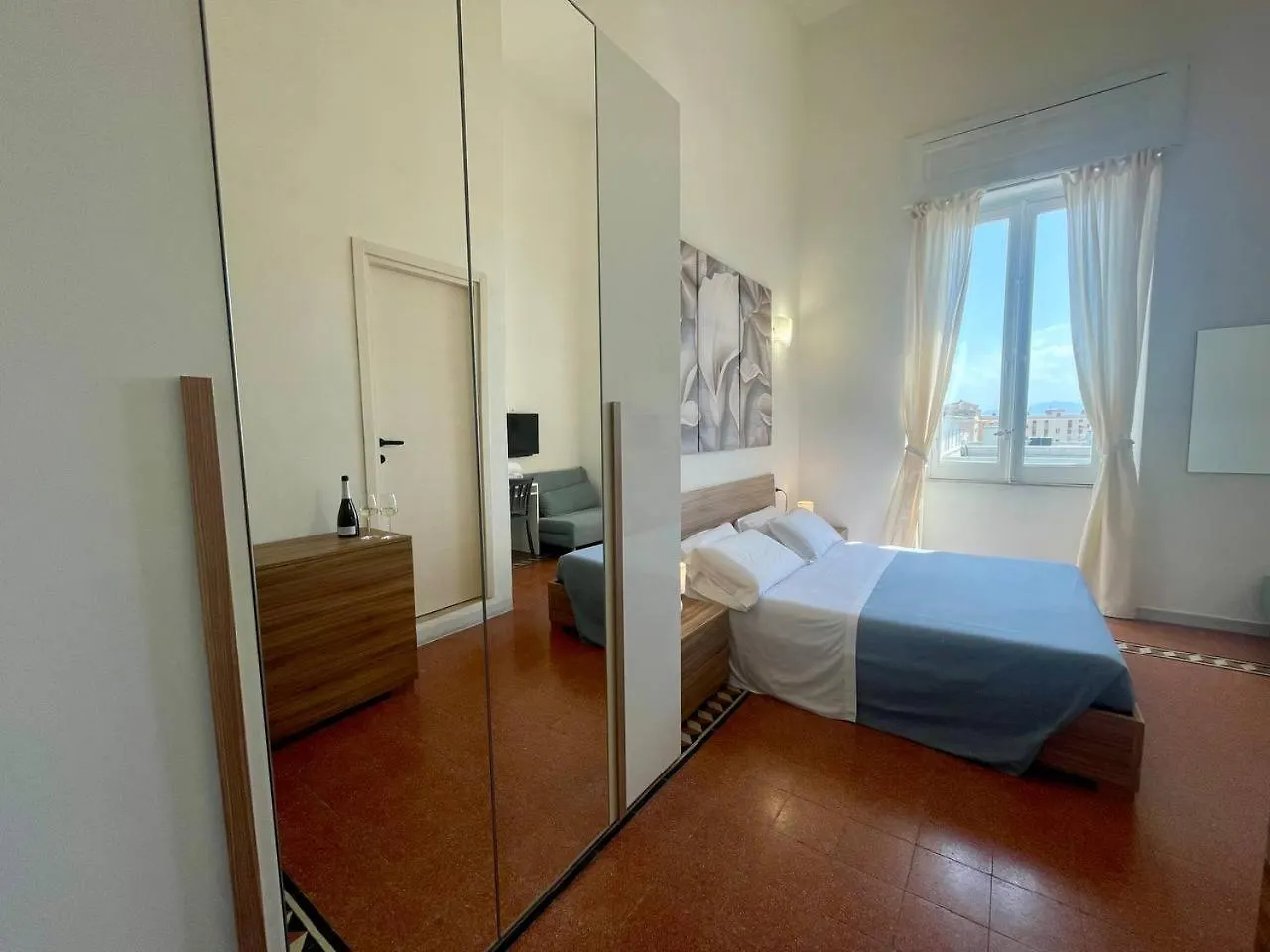 Onlyrooms V - Central & Train Station Cagliari