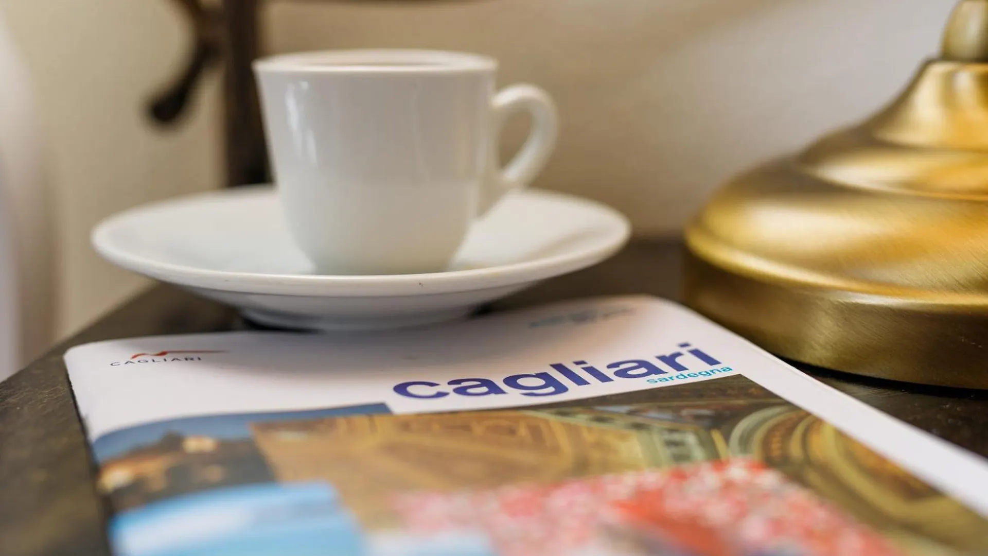 Onlyrooms V - Central & Train Station Cagliari Guest house