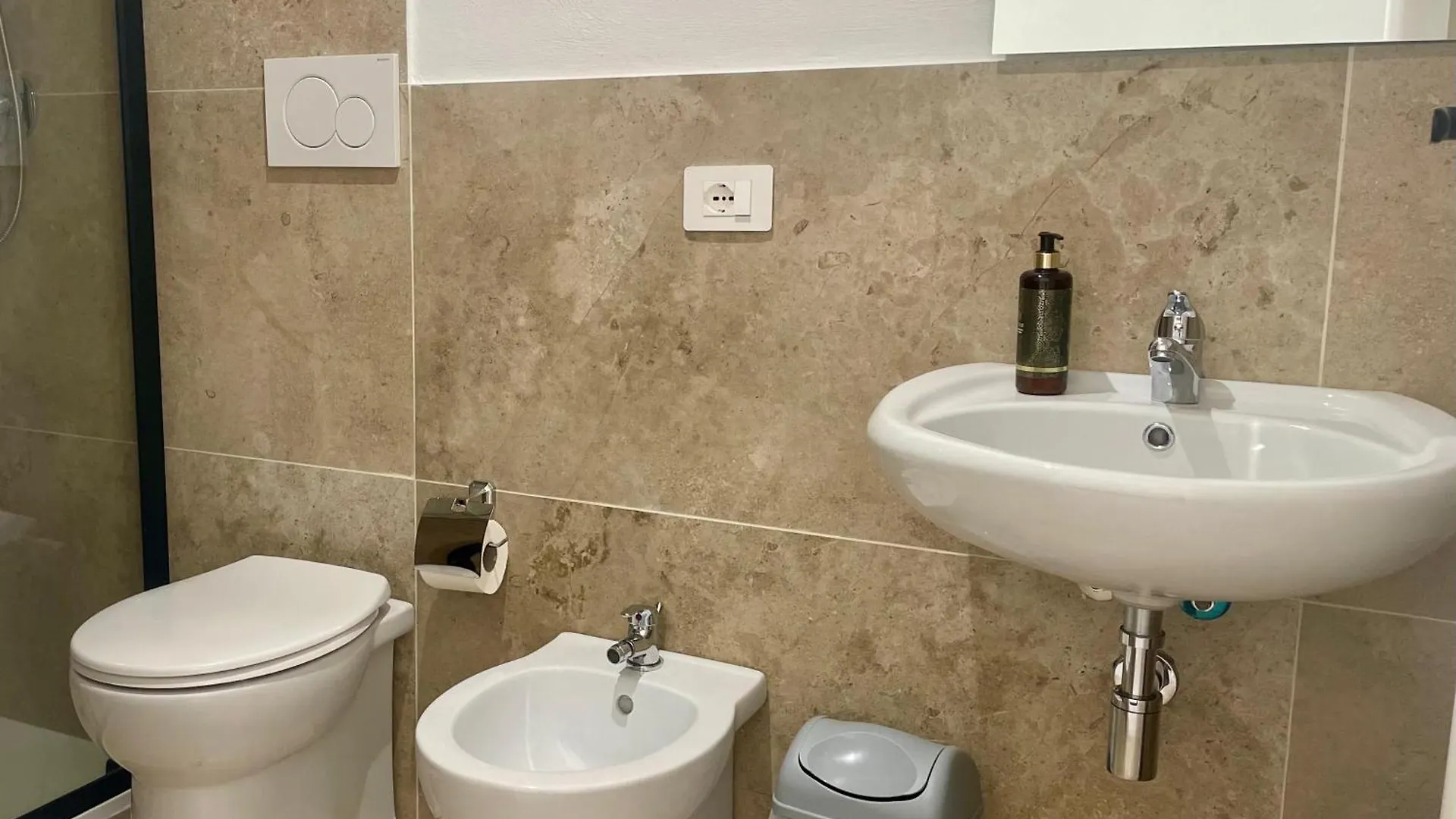 Onlyrooms V - Central & Train Station Cagliari