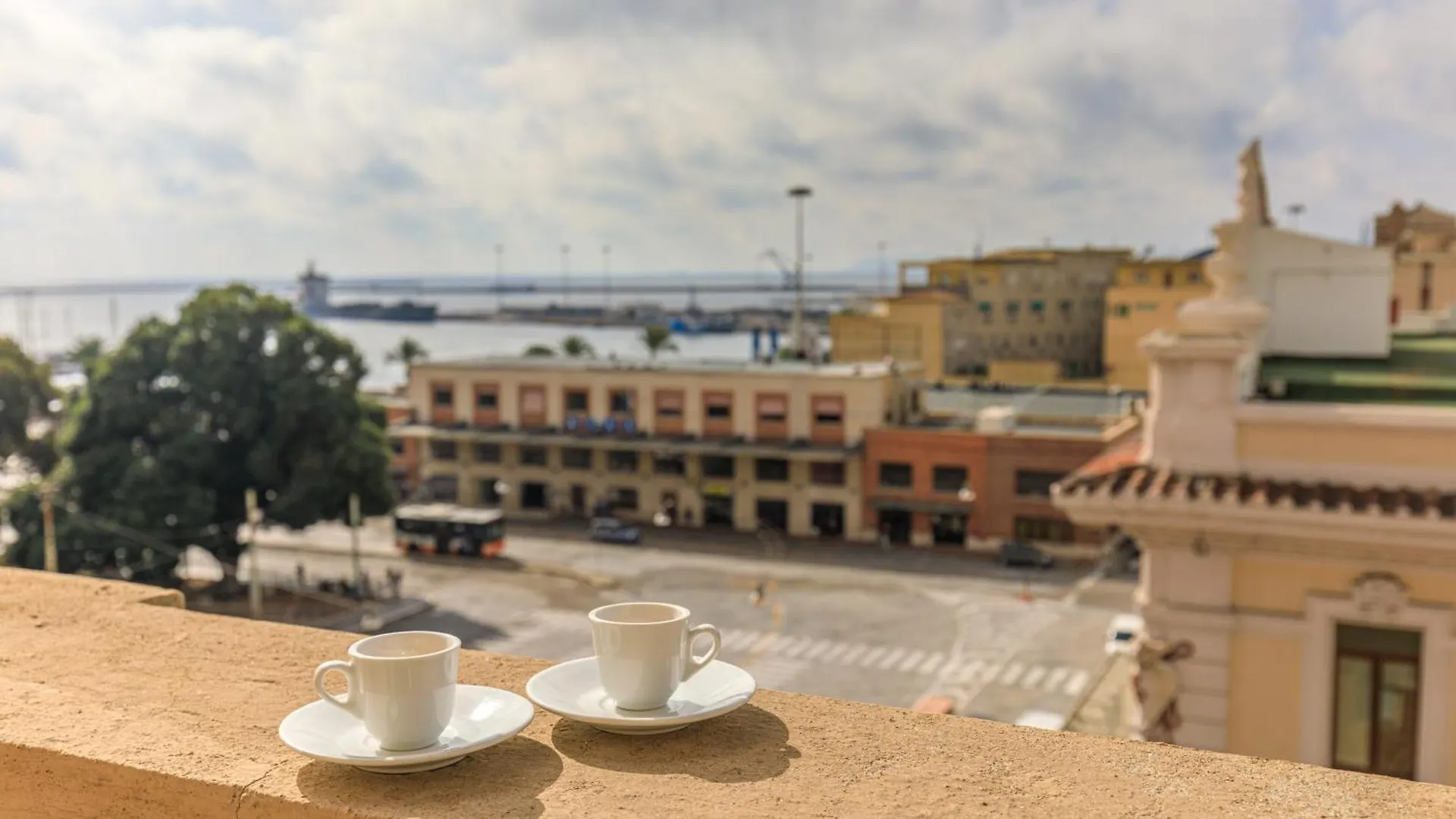 Guest house Onlyrooms V - Central & Train Station Cagliari