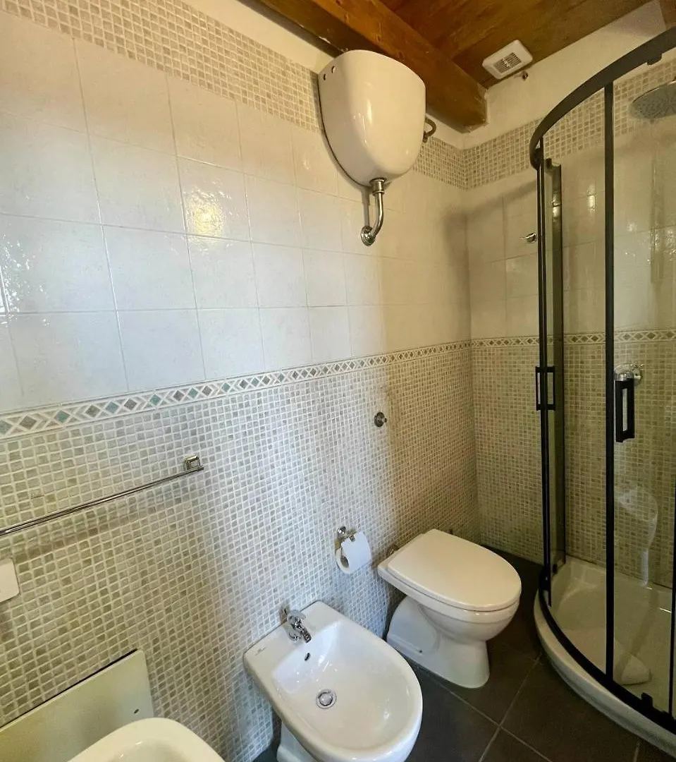 Onlyrooms V - Central & Train Station Cagliari Guest house